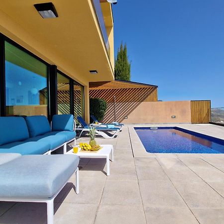 Eden Sun - A Modern Luxury Villa With A Panoramic View Prazeres Exterior photo