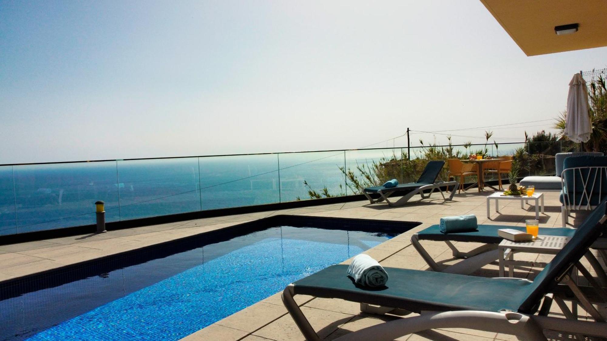 Eden Sun - A Modern Luxury Villa With A Panoramic View Prazeres Exterior photo