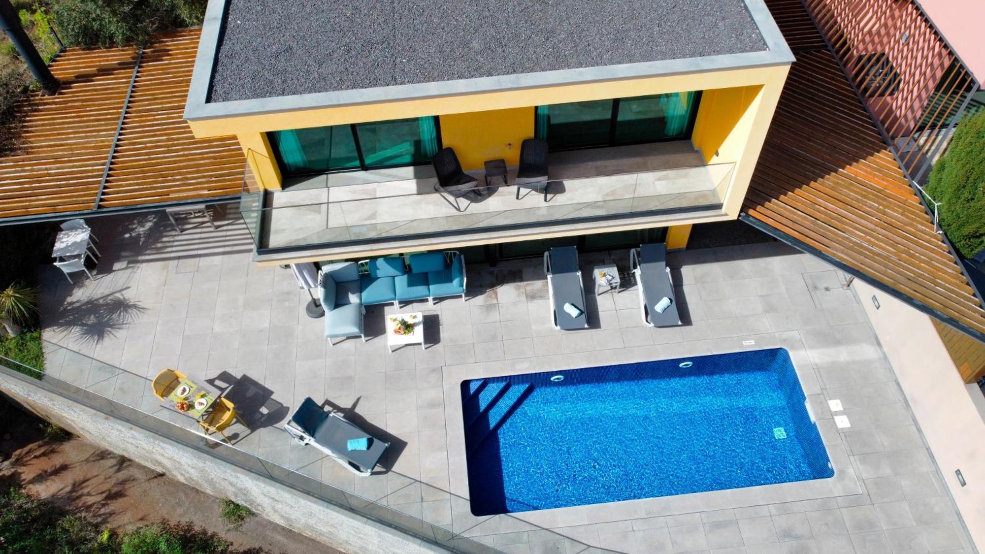 Eden Sun - A Modern Luxury Villa With A Panoramic View Prazeres Exterior photo