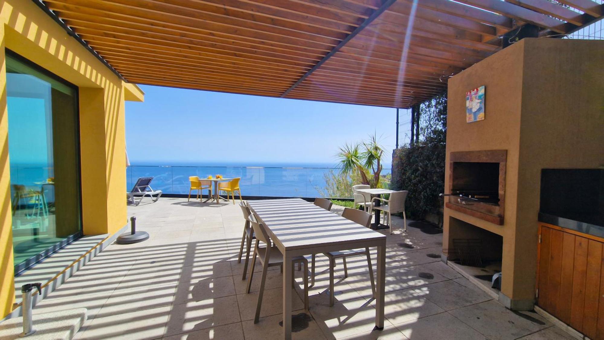 Eden Sun - A Modern Luxury Villa With A Panoramic View Prazeres Exterior photo
